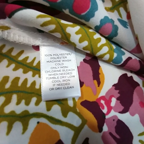 Loft Flutter Cuff Floral Blouse - Picture 7 of 7